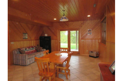 S8245 Taylor Road, De Soto, WI 54624