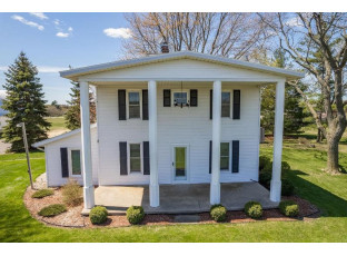 1805 W Pine Street Baraboo, WI 53913