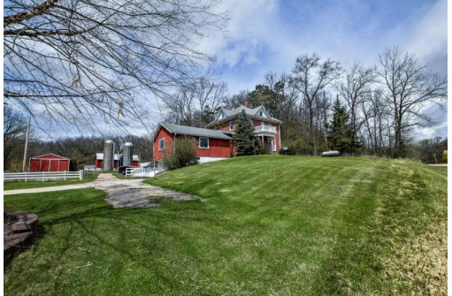 N9245 Highway 78, Blanchardville, WI 53516