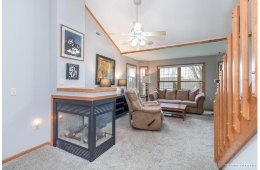 5397 Blue Bill Park Drive 10, Waunakee, WI 53597