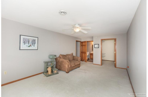 5397 Blue Bill Park Drive 10, Waunakee, WI 53597