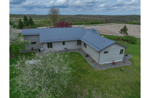 41505 Boyle Road, Soldier'S Grove, WI 54655