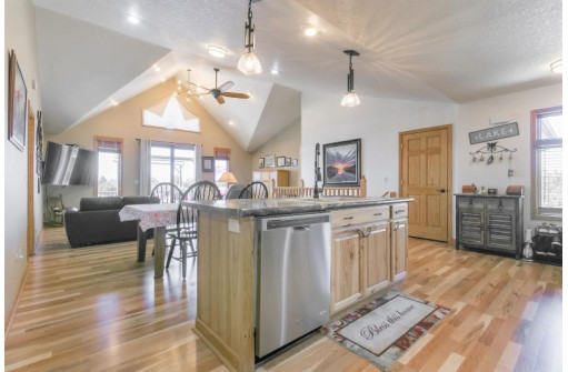 N7531 S Stone Gate Drive, New Lisbon, WI 53950