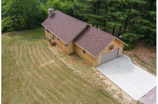 S407 Woefl Road, Lyndon Station, WI 53944