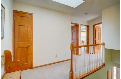 2540 St Albert The Great Drive, Sun Prairie, WI 53590