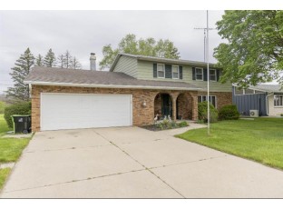 466 Neevel Avenue Waupun, WI 53963-1113