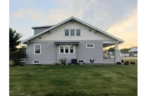 635 10th Street, Fennimore, WI 53809-1805