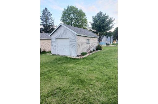 635 10th Street, Fennimore, WI 53809-1805