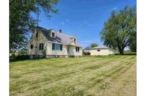 N5933 Highway 69, Monticello, WI 53570