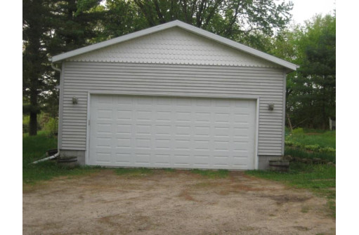 N9069 17th Lane, Neshkoro, WI 54960