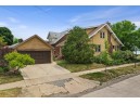 2002 Yahara Place, Madison, WI 53704