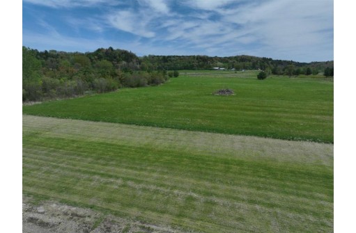 44 AC W Highway 33, Wonewoc, WI 53968