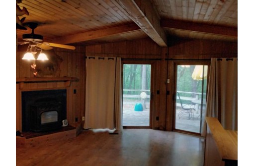 N8277 E Mecan Lane, Neshkoro, WI 54960