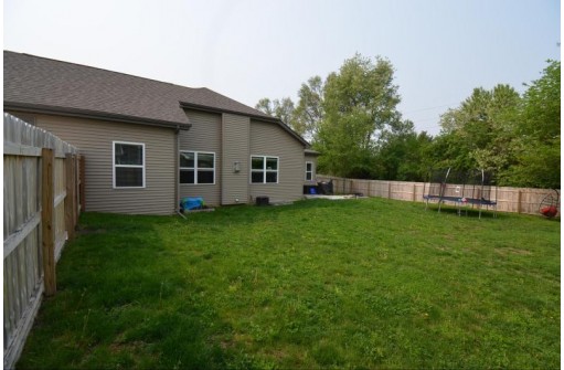 3180 S Bartells Drive, Beloit, WI 53511