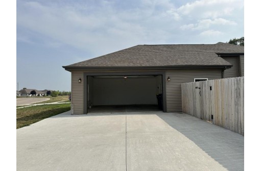 3180 S Bartells Drive, Beloit, WI 53511