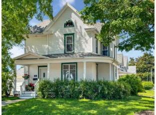 20 W Adams Street Platteville, WI 53818