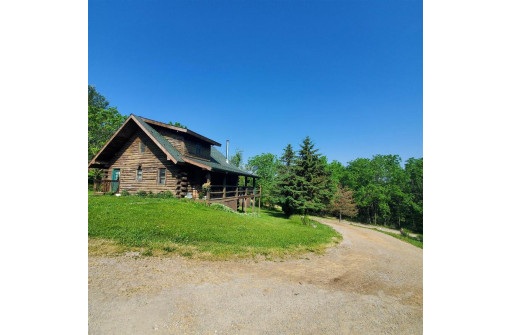 2579 Condry Road, Platteville, WI 53818