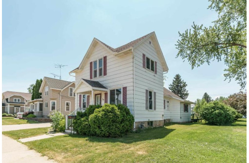 719 E Main Street, Waupun, WI 53963