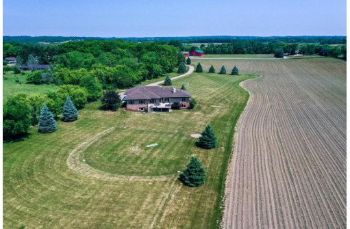 3935 County Road A, Stoughton, WI 53589