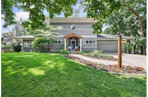 5510 Greenleaf Drive, Madison, WI 53713