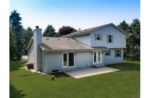 N6745 Woodfield Lane, Lake Mills, WI 53551