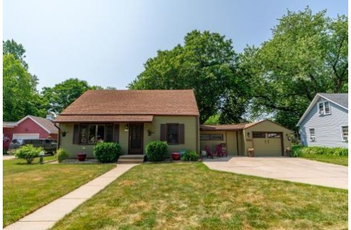 7103 North Avenue, Middleton, WI 53562