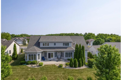 2246 Stonehaven Drive, Sun Prairie, WI 53590