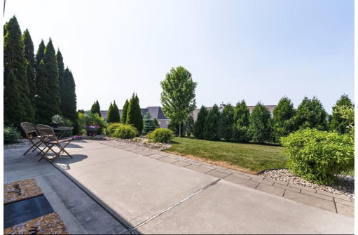 2246 Stonehaven Drive, Sun Prairie, WI 53590