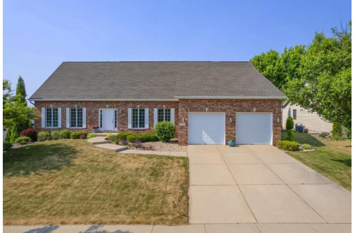 2246 Stonehaven Drive, Sun Prairie, WI 53590