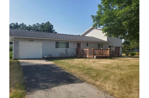 630 E Hoxie Street, Spring Green, WI 53588