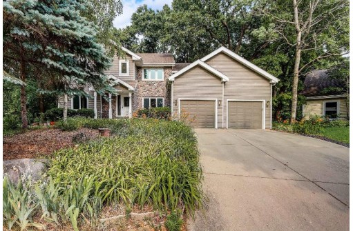 10 Hodgson Court, Madison, WI 53717