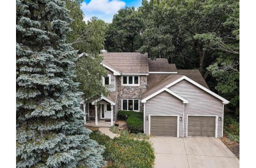 10 Hodgson Court, Madison, WI 53717