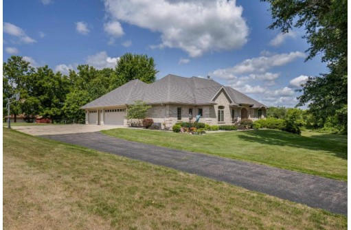 4437 Buckley Ridge Circle, Cottage Grove, WI 53527