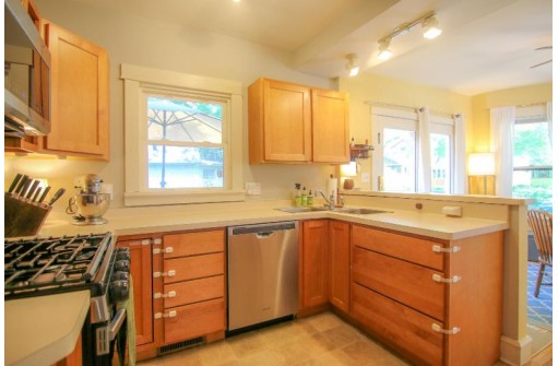 223 Schley Pass, Madison, WI 53703