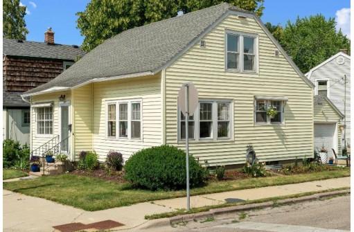 413 Welch Avenue, Madison, WI 53704