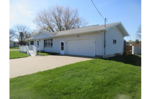 425 Ridge Avenue, Platteville, WI 53818