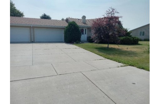 1724 Holly Drive, Janesville, WI 53546-9999