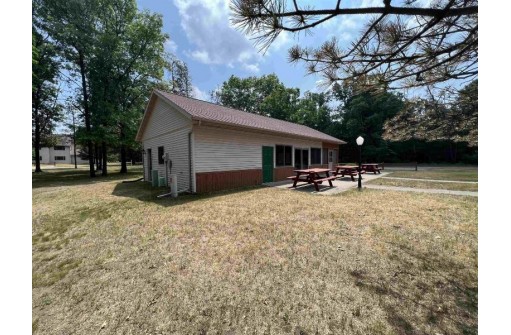 N7196 Three Rivers Boulevard, New Lisbon, WI 53950