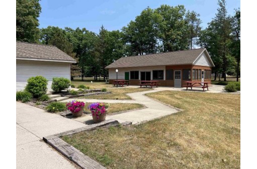 N7196 Three Rivers Boulevard, New Lisbon, WI 53950