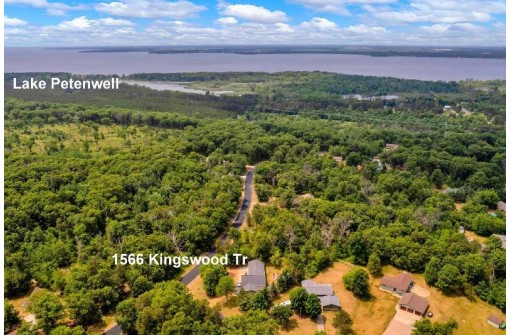 1566 Kingswood Trail, Nekoosa, WI 54457