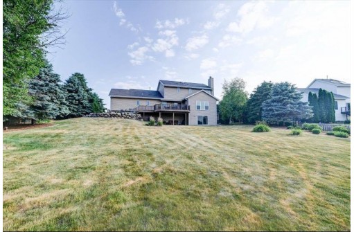 8514 Stonebrook Circle, Middleton, WI 53562