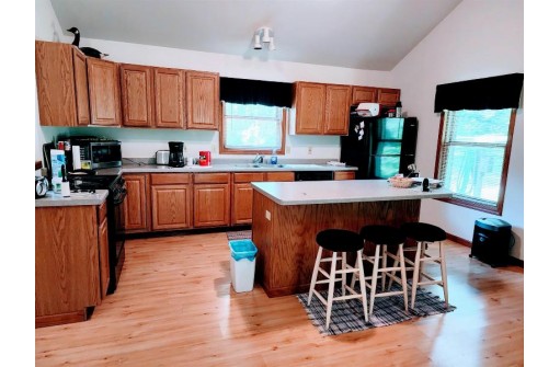 W9658 Stader Road, Whitewater, WI 53190-4152