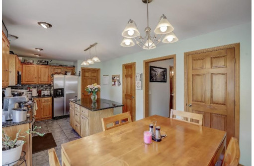 7809 Wood Reed Drive, Madison, WI 53719