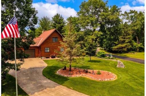 390 White Horse Court, Nekoosa, WI 54457