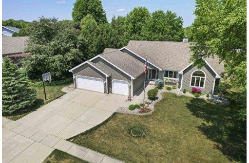 1914 Manchester Crossing, Waunakee, WI 53597