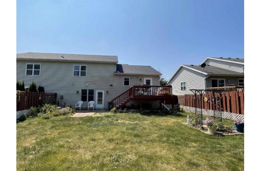 1186 St Albert The Great Drive, Sun Prairie, WI 53590