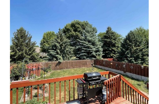 1186 St Albert The Great Drive, Sun Prairie, WI 53590