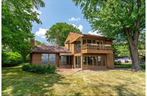 3411 Stoney Crest Road, McFarland, WI 53558