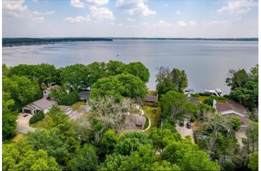 3411 Stoney Crest Road, McFarland, WI 53558