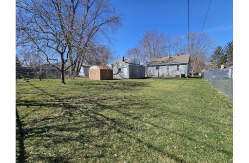 542 N Pine Street, Janesville, WI 53548